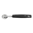 LINEA ASTI - EN ACERO INOXIDABLE MANGO PP - CORTADOR DE PASTA 19,10CM -NEGRO